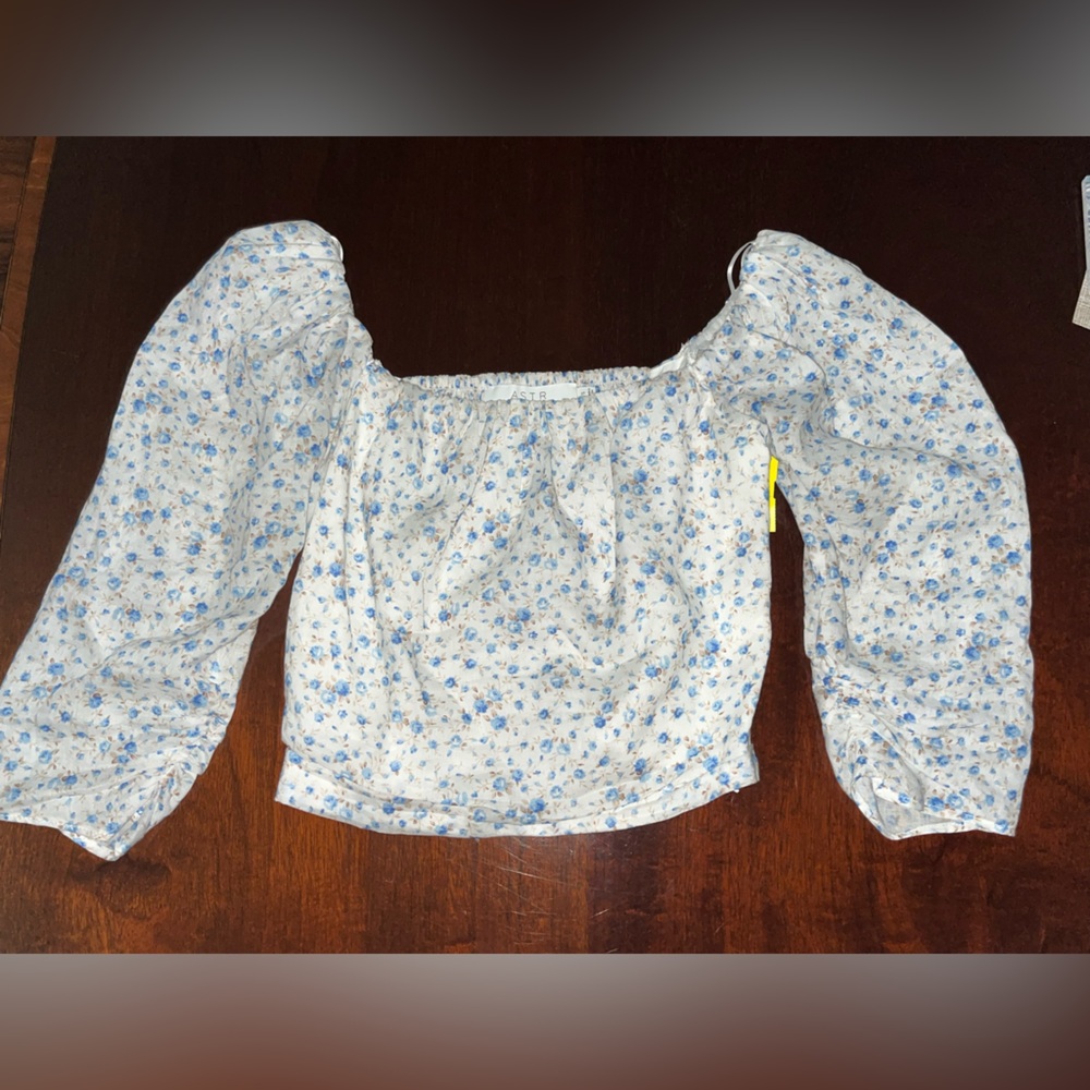 Astr White blue Floral Rouched Blouse romantic top shirt s